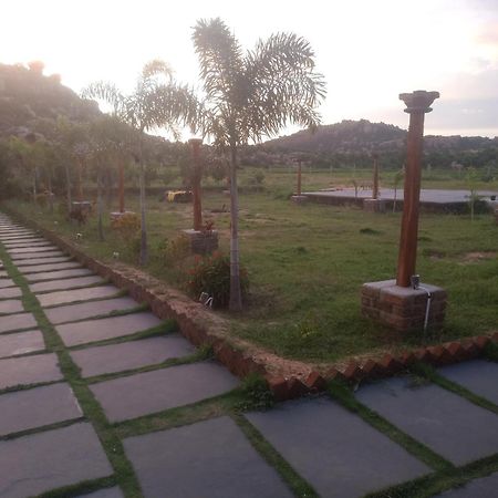 Hampi Nature Cottage Exterior foto